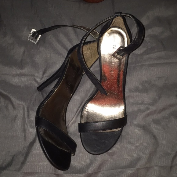 Steve Madden Black Heels - Picture 1 of 2